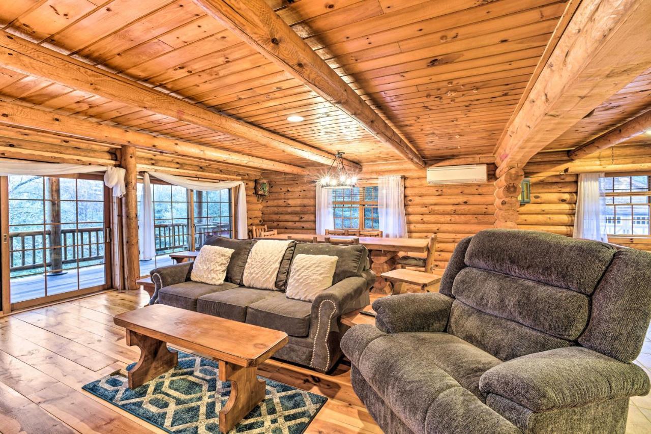 Spacious Cabin With Decks Near Saratoga Springs Middle Grove Luaran gambar